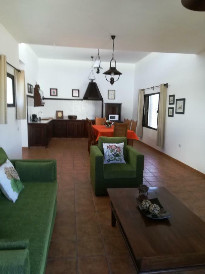 Vivienda Vacacional La Canada ティナホ エクステリア 写真